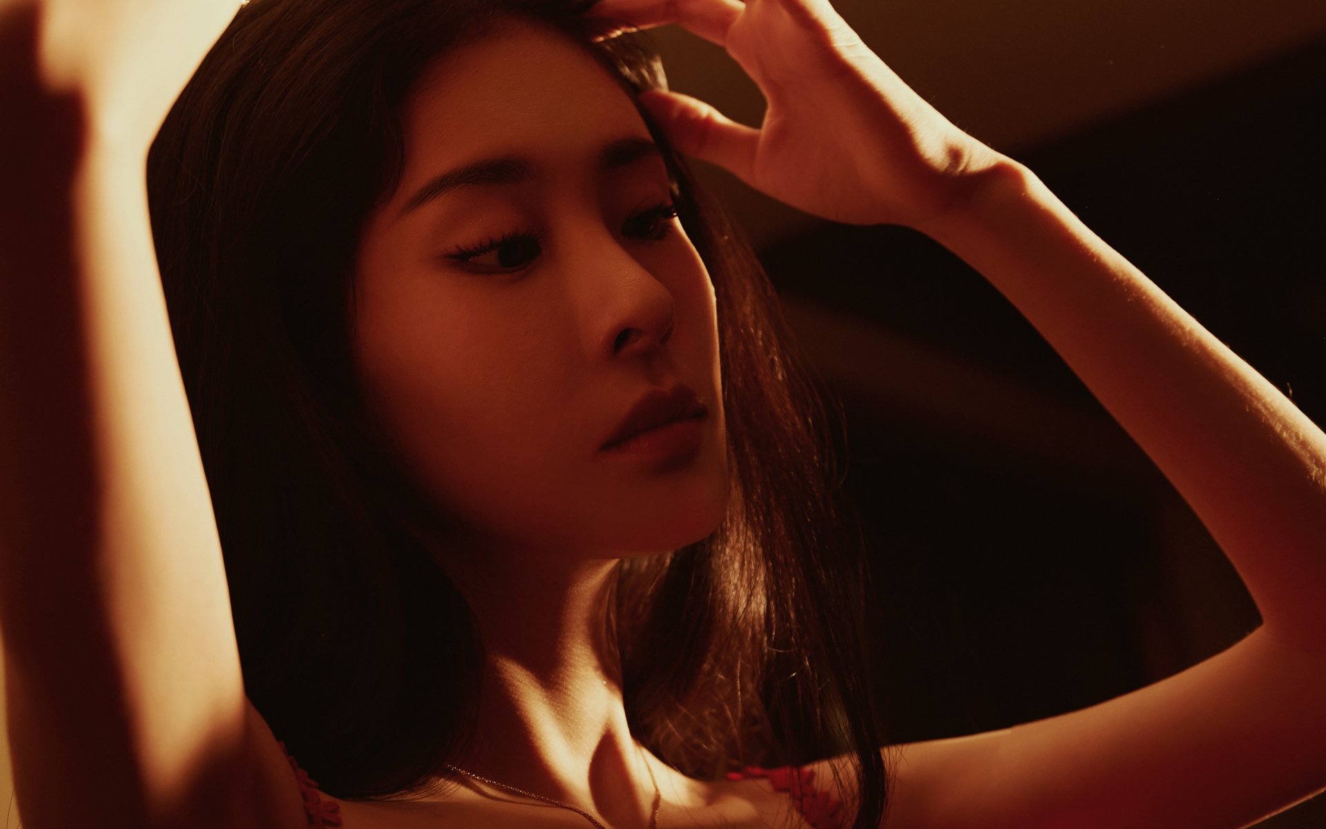 女子200蝶成绩–配速剖面对比曲线，女子200米蝶泳决赛录像