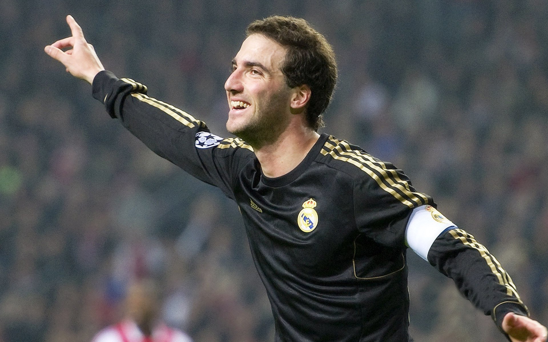 美队教练盛赞年轻选手状态,美队年纪