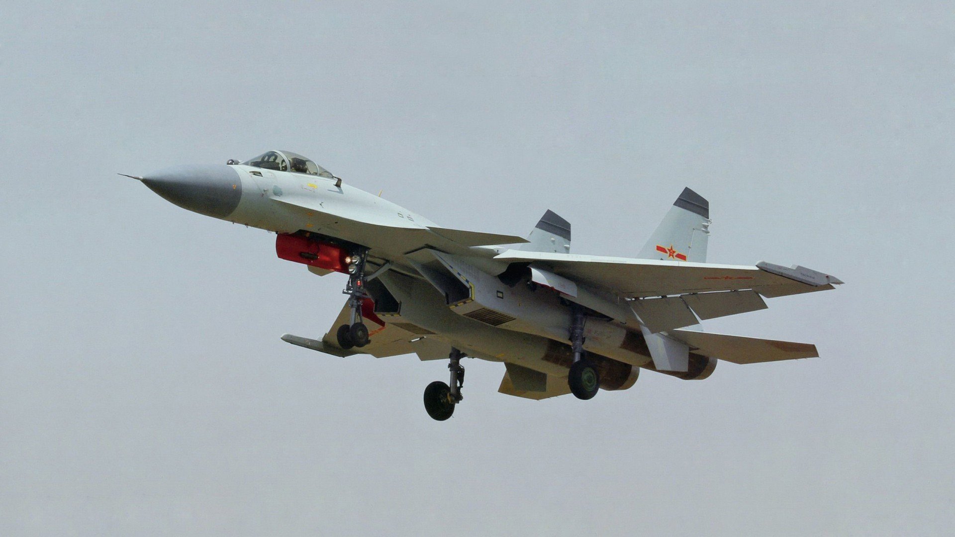 开云网页版-黄蜂防守端表现不俗多次造成对方失误，黄蜂控卫